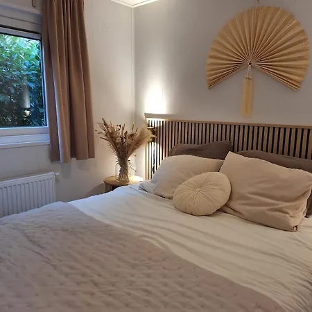 Lodge Loua - Luxe Boshuisje Met Verwarmd Buitenbad * Nunspeet