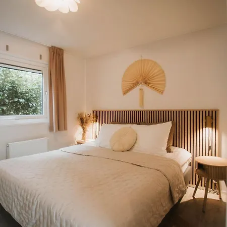 Vakantiehuis Romantisch Boshuisje Met Privé Buitenbad Nunspeet