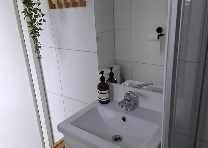 Lodge Loua - Luxe Boshuisje Met Verwarmd Buitenbad *