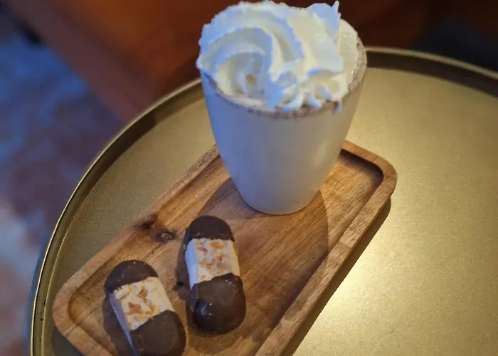 Prázdninový dům Lodge Loua - Luxe Boshuisje Met Verwarmd Buitenbad Nunspeet