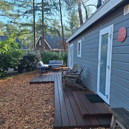 Lodge Loua - Luxe Boshuisje Met Verwarmd Buitenbad